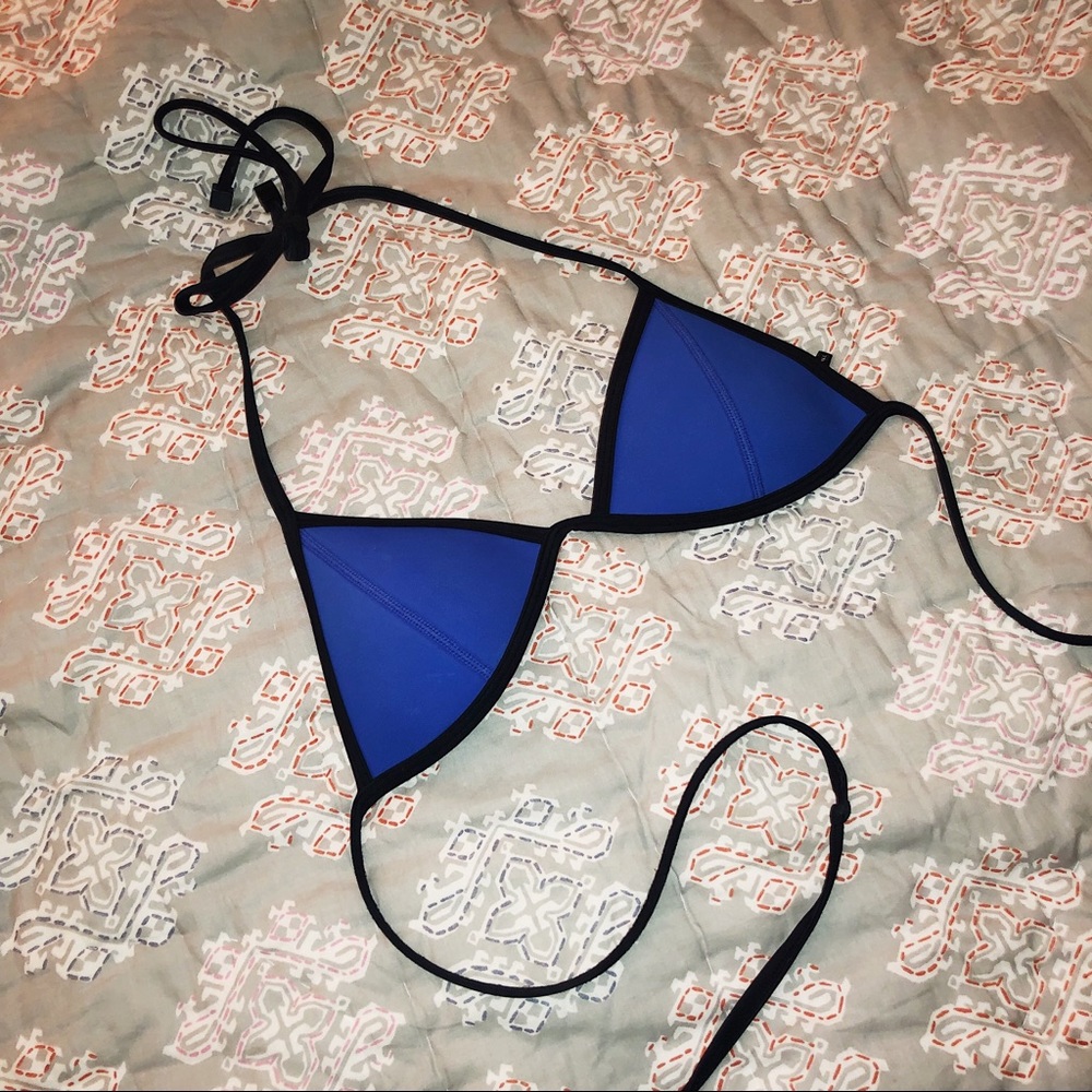 triangl bikini top !
